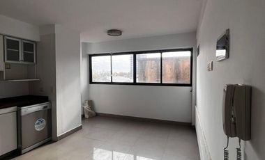 Departamento 4 ambientes con cochera en venta - Quilmes centro