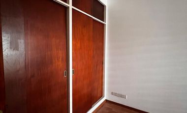 Departamento 4 ambientes con cochera en venta - Quilmes centro