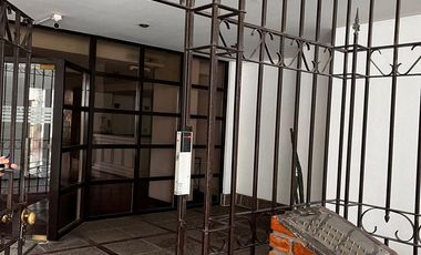 Departamento 4 ambientes con cochera en venta - Quilmes centro