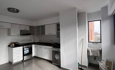 Departamento 4 ambientes con cochera en venta - Quilmes centro