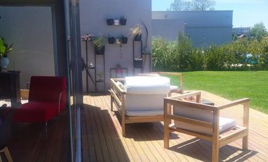 Hermosa casa en Area 1 de  San Sebastián - 1 planta con 3 dormitorios - MB