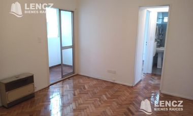 RESERVADO ***Venta Departamento 2 ambientes Quilmes Centro -