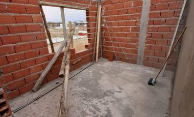 Venta de duplex a estrenar, amplio ,con hermoso patio