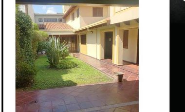 HERMOSA CASA 4 DORMITORIOS QUINCHO Y JARDIN