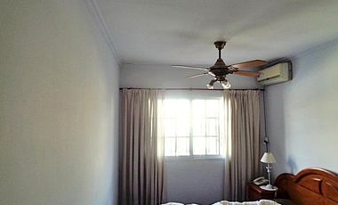 VENTA DÚPLEX 4 AMBIENTES EN CARAPACHAY
