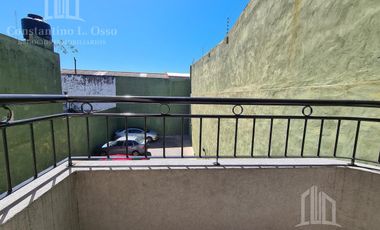 Oportunidad -Venta Edificio en block 8 dptos con local y cocheras - Alquilado Renta inmediata