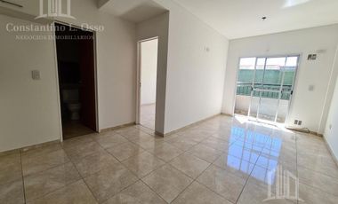Oportunidad -Venta Edificio en block 8 dptos con local y cocheras - Alquilado Renta inmediata