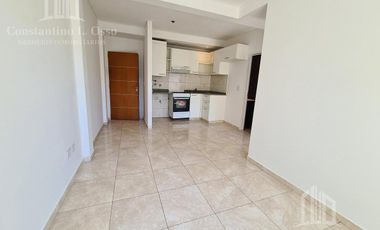Oportunidad -Venta Edificio en block 8 dptos con local y cocheras - Alquilado Renta inmediata