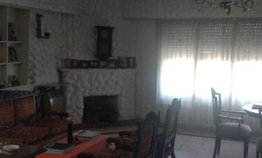 CHALET EN VENTA EN BURZACO