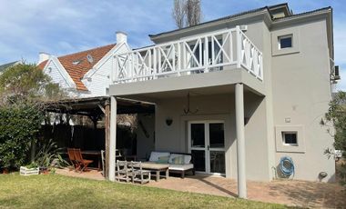 Casa - La Escondida