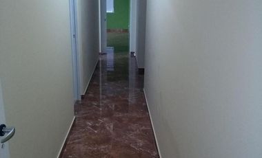 Casa en venta - 4 Dormitorios 3 Baños - Local - 257Mts2 - San Luis