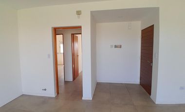 VENTA/PERMUTA - Casa - dos dormitorios - Pileta y jardín - Eco Pueblo, Alvear