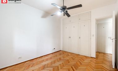 Departamento de 3 ambientes con dependencia en venta en Palermo