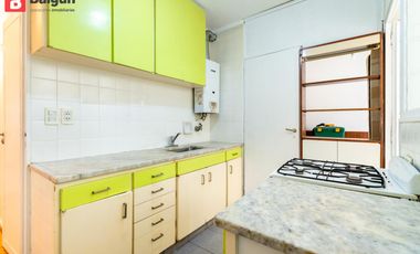 Departamento de 3 ambientes con dependencia en venta en Palermo