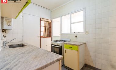 Departamento de 3 ambientes con dependencia en venta en Palermo