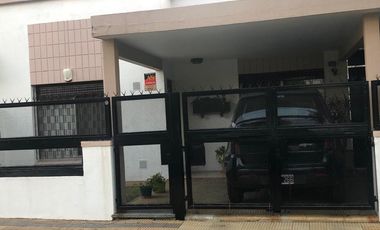 Casa - Mart.-Santa Fe/Fleming