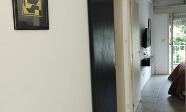 Departamento 2 Ambientes Amoblado y equipado. Expensas Incluidas. Cable y Wi Fi
