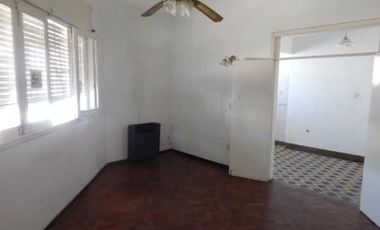 casa en muy buena ubicacion