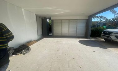 Casa - Altos de Campo grande, Pilar.