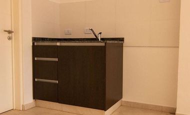 LOCAL APTO PROFESIONAL A ESTRENAR EN EL CENTRO DE SAN MARTIN