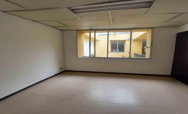 OFICINA EN ARRIENDO EN EL CENTRO/MANIZALES