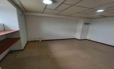 OFICINA EN ARRIENDO EN EL CENTRO/MANIZALES