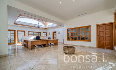 Lujo y Rentabilidad: Adquiere y Arrienda Oficinas Ejecutivas Premium