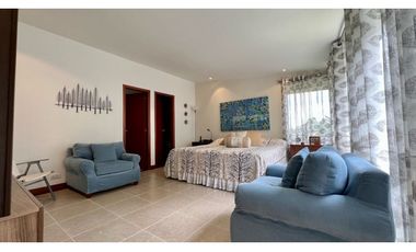 Venta Casa Campestre Parcelación A 5 Mins de Llanogrande