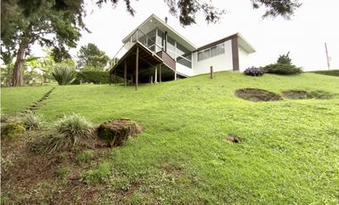 Venta Casa Campestre Parcelación A 5 Mins de Llanogrande