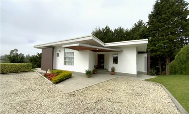 Venta Casa Campestre Parcelación A 5 Mins de Llanogrande