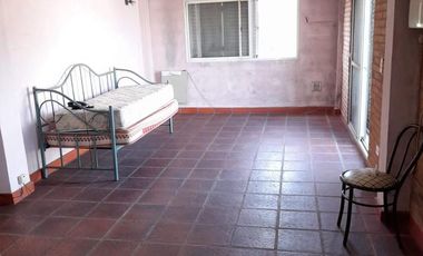 ¡DEPARTAMENTO EN SAN ISIDRO – EXCELENTE UBICACIÓN Y SIN EXPENSAS!
