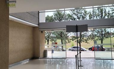 Venta Financiación Oficina - Edificio Polo Uno con Cochera / Pilar OPORTUNIDAD