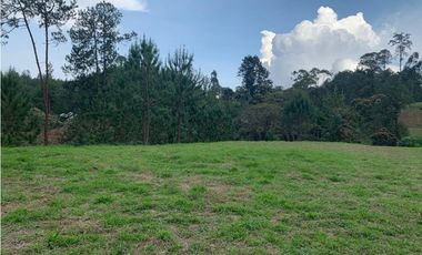 VENTA DE LOTE EN EL RETIRO