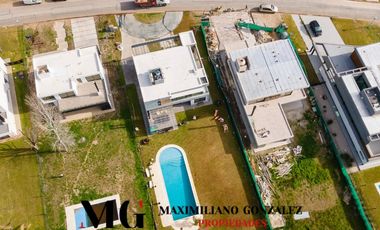 Casa en venta y alquiler, 5 ambientes - Terralagos, Canning