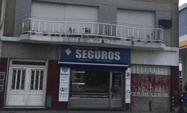 Importante Inmueble (Galpón, local y depto.) en excelente ubicación