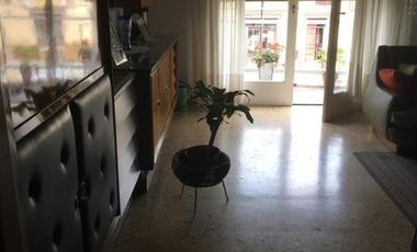 Importante Inmueble (Galpón, local y depto.) en excelente ubicación