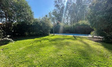 Casa en venta en barrio  Las Araucarias. Pilar