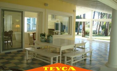 VENTA Casa de 4 ambiente. Barrio Cerrado Pinamar Chico