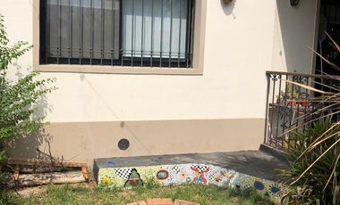 Casa en Acequias del Aire con 3 dormitorios y  pileta - Roldán