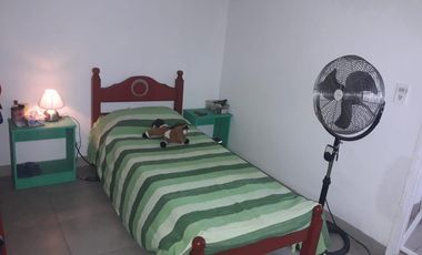 Casa 3 ambientes en venta en Quilmes Oeste