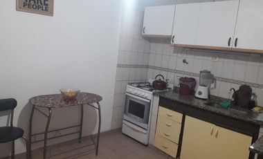 Casa 3 ambientes en venta en Quilmes Oeste