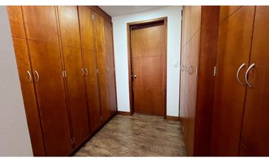 Rento   amplia casa campestre con ascensor.