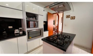 Rento   amplia casa campestre con ascensor.