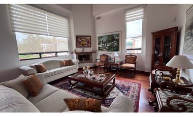 Rento   amplia casa campestre con ascensor.