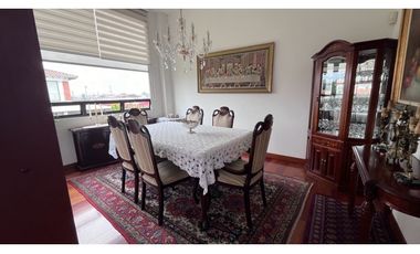 Rento   amplia casa campestre con ascensor.