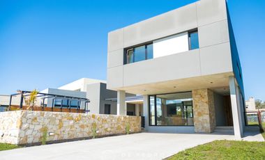 Casa en Arenas del Sur