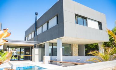 Casa en Arenas del Sur