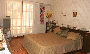 Casa de 4 dormitorios en Lomas de Zamora Oeste