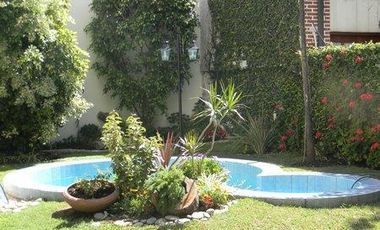 Casa de 4 dormitorios en Lomas de Zamora Oeste