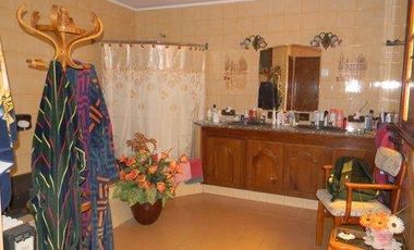 Casa de 4 dormitorios en Lomas de Zamora Oeste